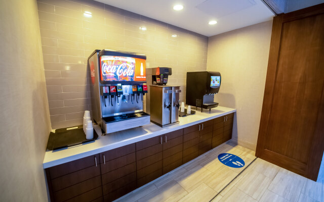 Embassy Suites by Hilton Kansas City Overland Park