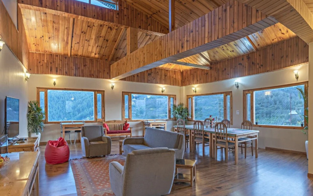 Echor Bhramara Estate Kharapathar Shimla