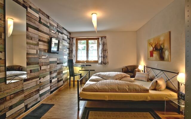 Schnider Bed&Breakfast & Café