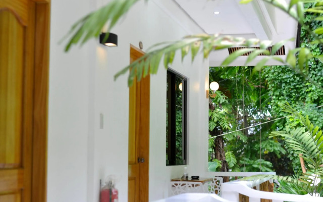 CocoLoco Boracay Beach Resort