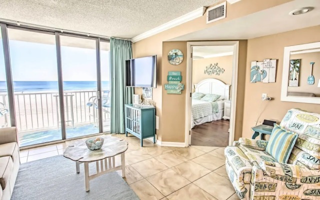 2 Mi to Golfing: Oceanfront Myrtle Beach Condo