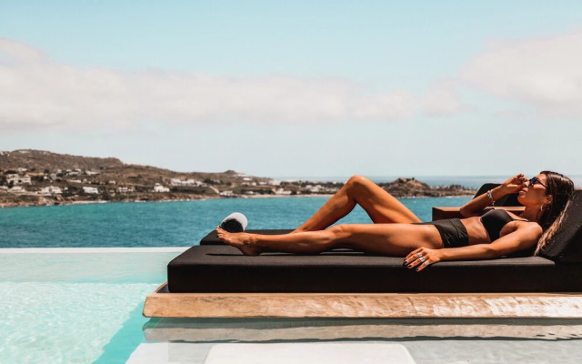 Psarou Black Villa I
