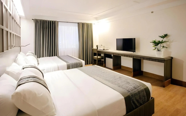 Diamond Suites and Residences