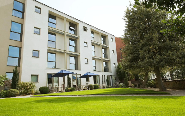 Hart's Hotel