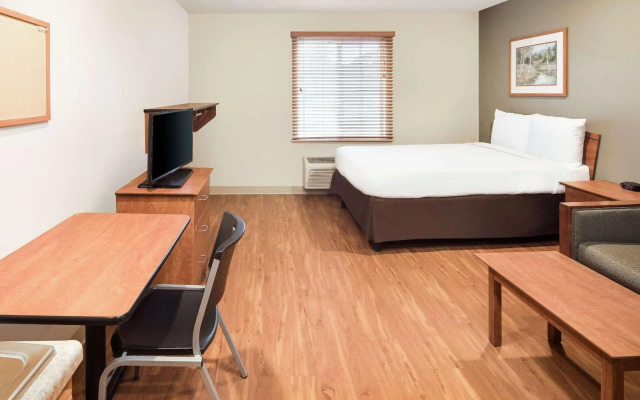 WoodSpring Suites Columbus NE I-270 Airport
