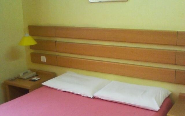 Anqing Home Inn