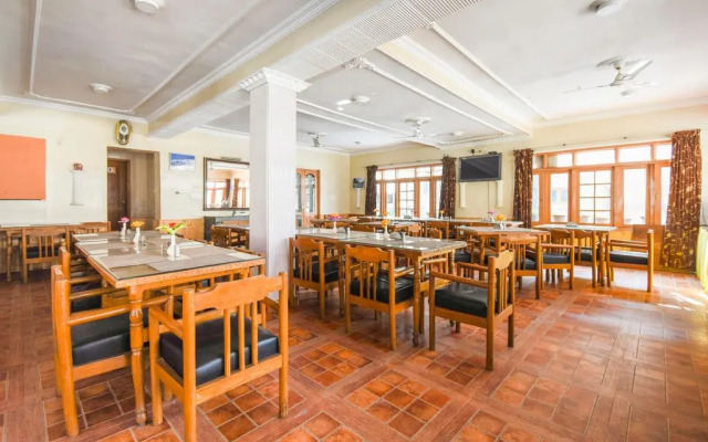Hotel Abshar