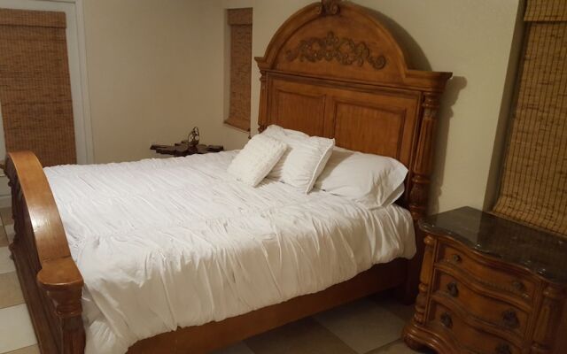Beautiful Vacation Home CBC FARMS