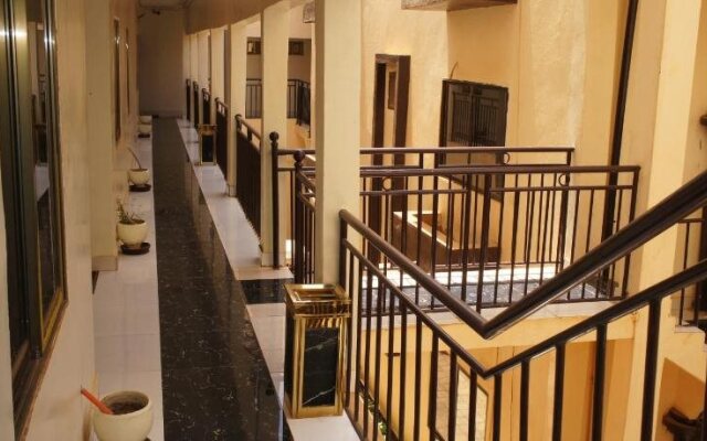 Nikki Hotel