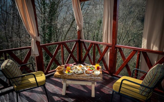 The Canyon Hotel & Resort