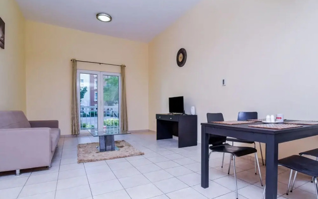 OYO 163 Home 1Bhk Discovery Garden City View
