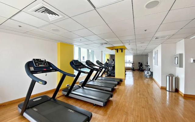 Silkhaus in Bay Central Near Metro