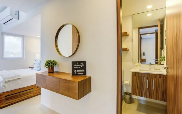 Altamar Canal View Condos