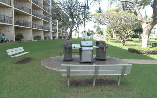 Maui Sunset B204 1 Bedroom Condo by RedAwning