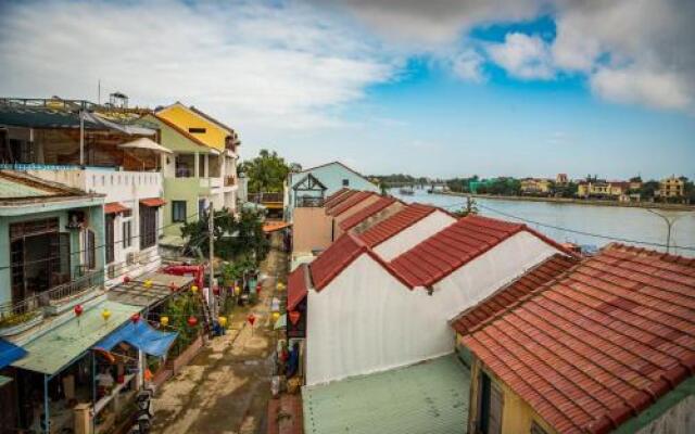 Minh An Riverside Villa