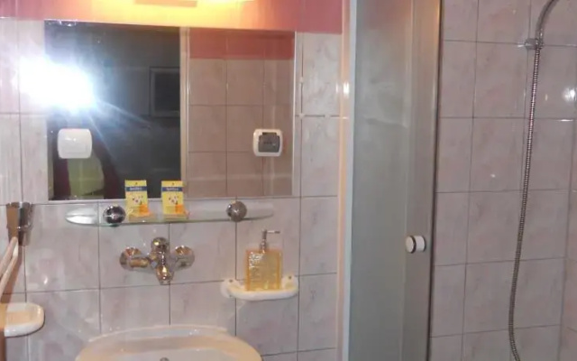 Hotel Karolina