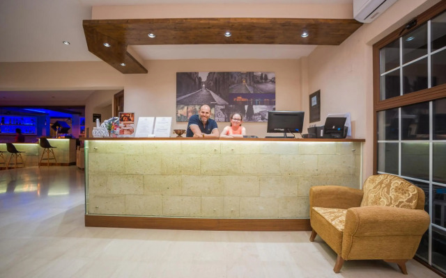 Maritina Apartments