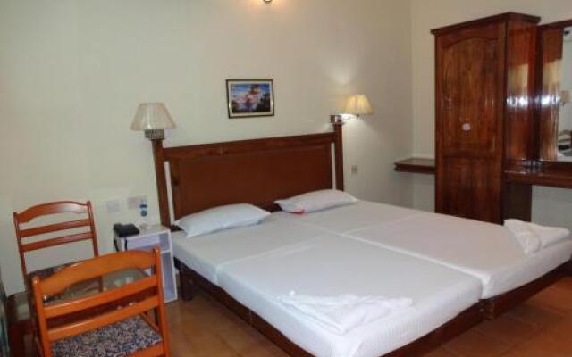 Hotel Thushara