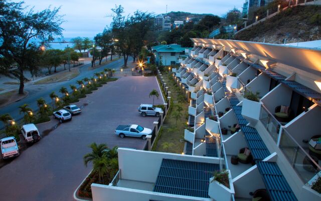 Ela Beach Hotel