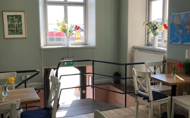 Dockside Hostel Old Town