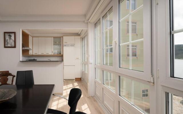 casa en corme encima del mar