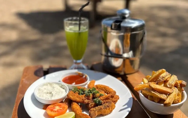Lucky Monkey Inn & Restaurant