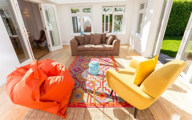 Beautifully Renovated Family Home Cambridge