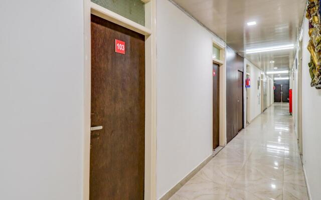 RS Hotels by OYO Rooms