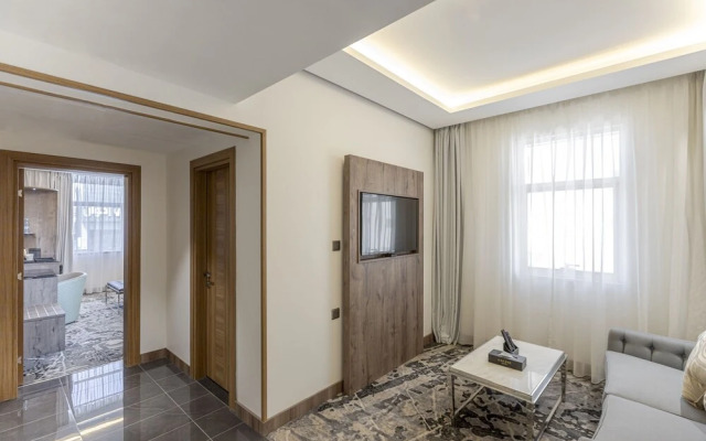 Gacine Hotel