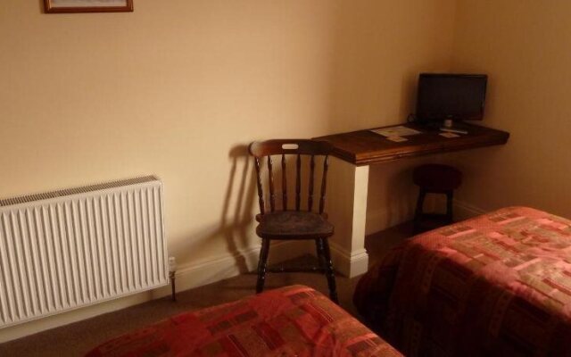 Tavistock Arms Hotel