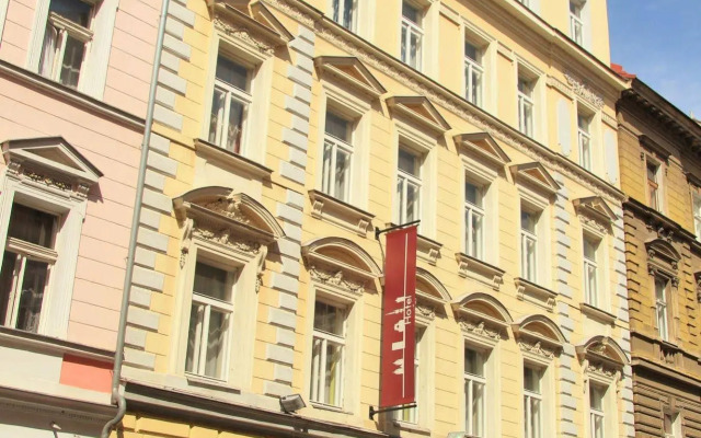 City Lounge Hotel