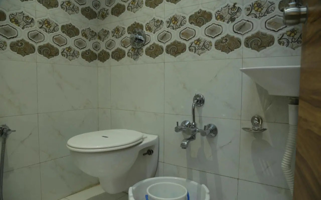 Shri Akshar Hotel