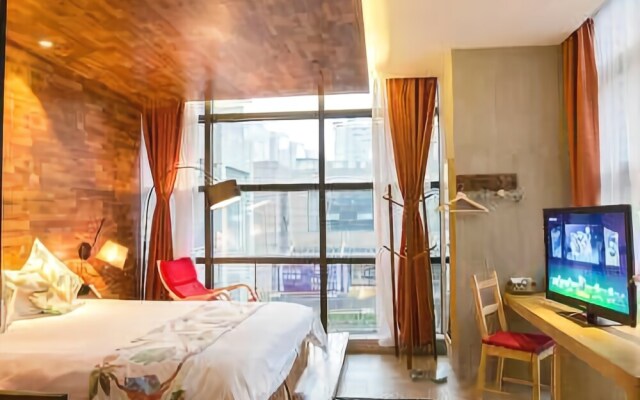 Wanzhen Wenyi Hotel