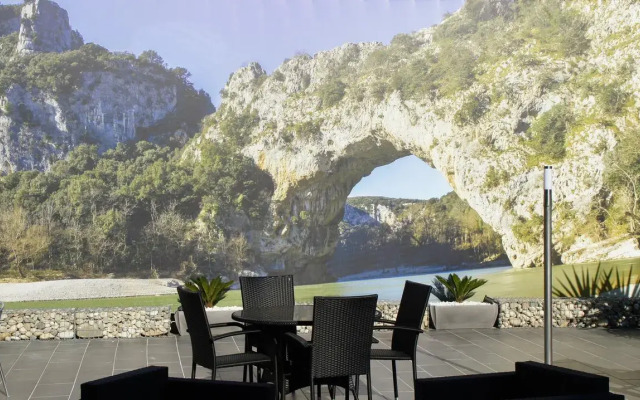 Logis Hotel Bellevue