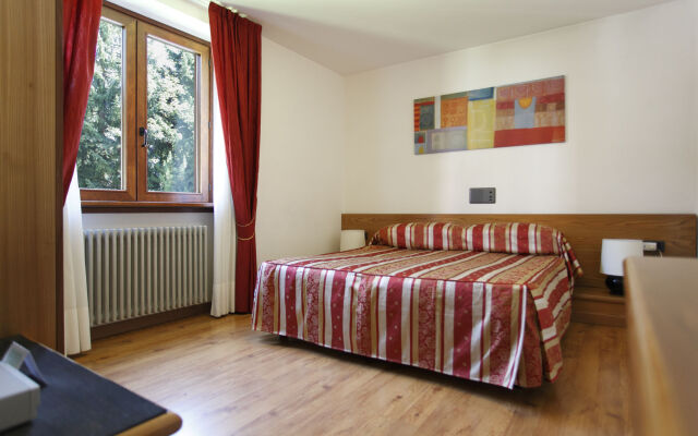 Hotel Alpina