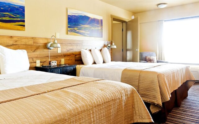 Blue Lakes Inn & Extended Stay