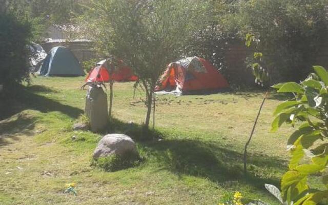 Casa Quechua Hostel Camping