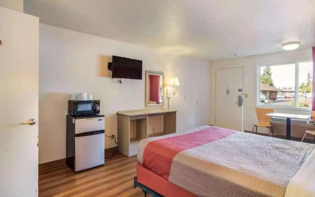 Motel 6 Vancouver, WA