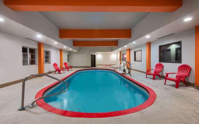 La Quinta Inn & Suites by Wyndham Harrisburg-Hershey