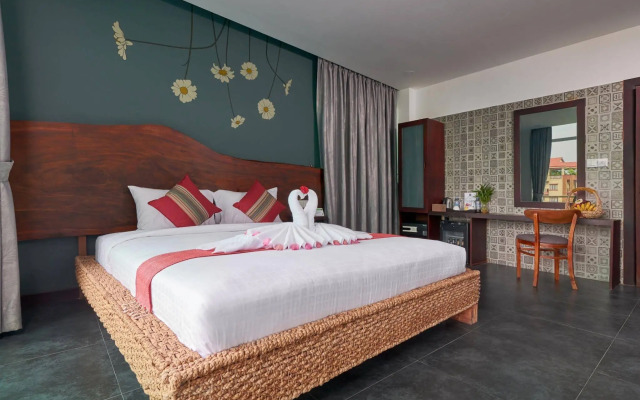 Monsoon Bassac Hotel