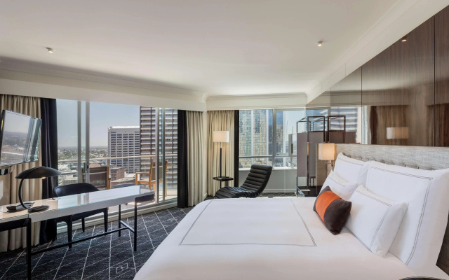 Swissotel Sydney – Guest Rooms – Sydney