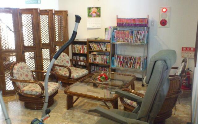 Business Hotel Plum Field