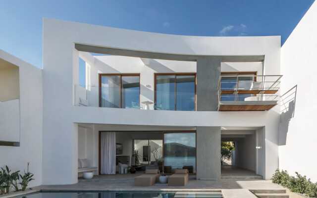 Villa Mimaze Minimalist Living