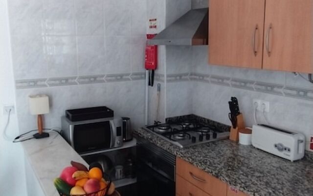 Lovely Well Located 3-bed Apartment in Algarve