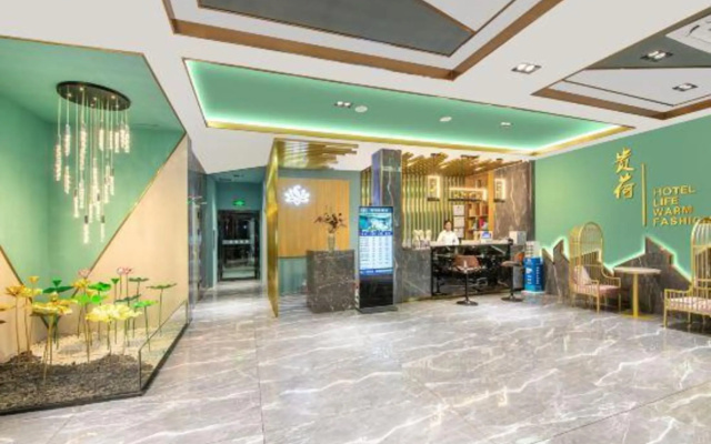Guihe Yue Hotel(Guest World Plaza, Guigang High-speed Railway Station)