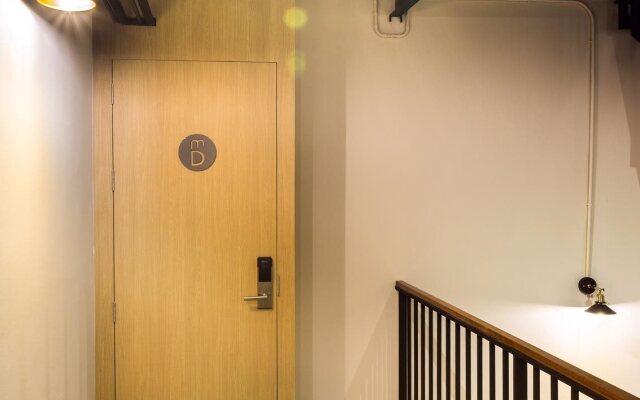 Snoozz Hotel - Hostel