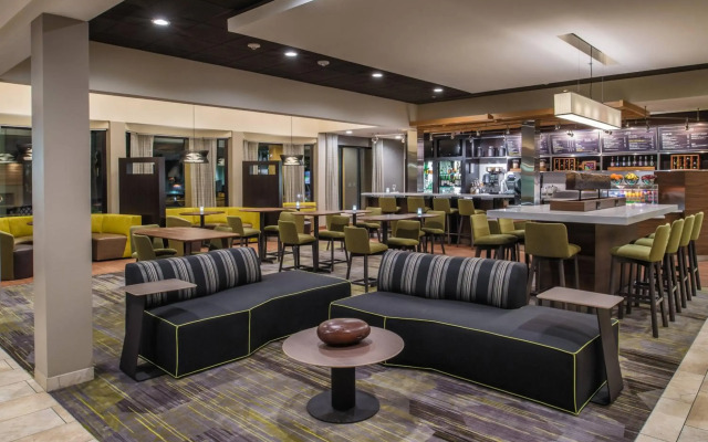 Courtyard by Marriott Seattle Southcenter