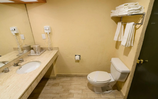 Hotel San Francisco Leon