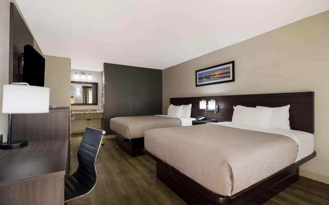 Quality Inn Coliseum