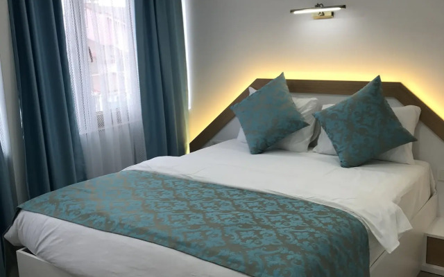 Senturkler Suite